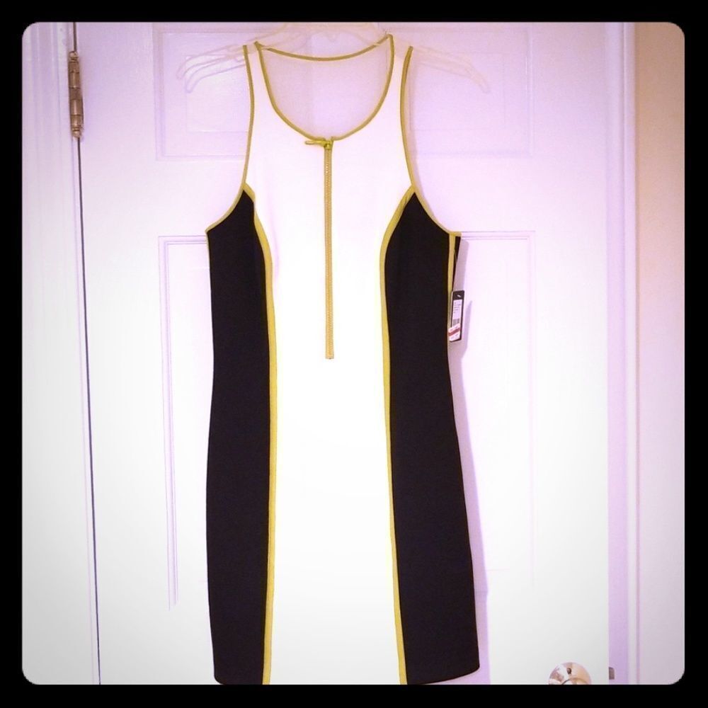 Guess "ZOE" mini dress size 8 never worn
